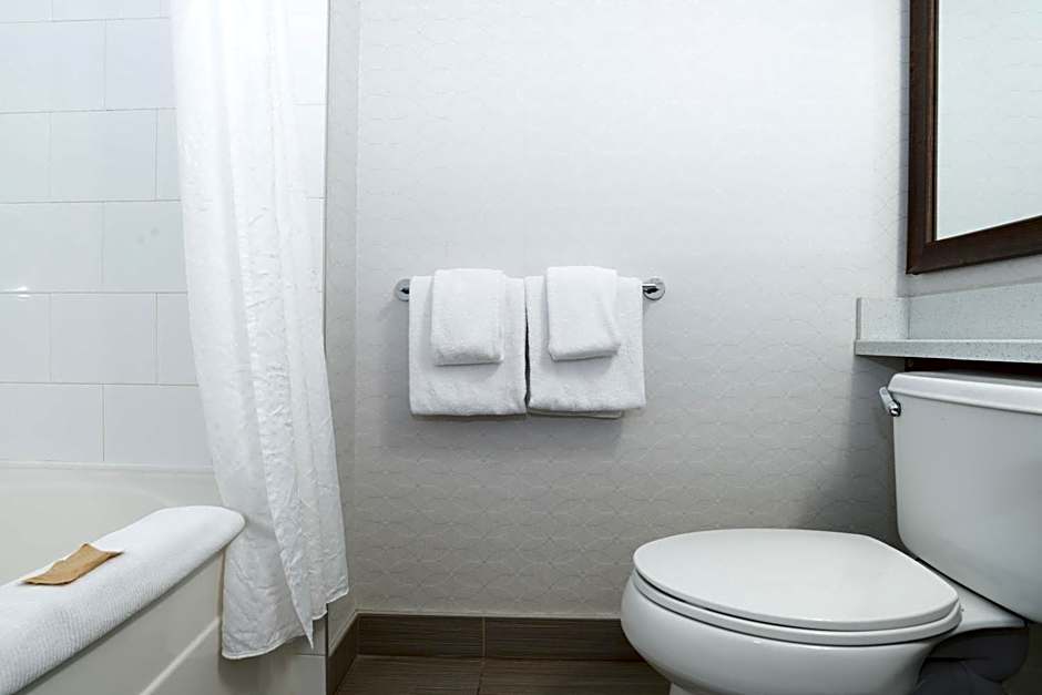 Sandman Hotel & Suites Calgary South