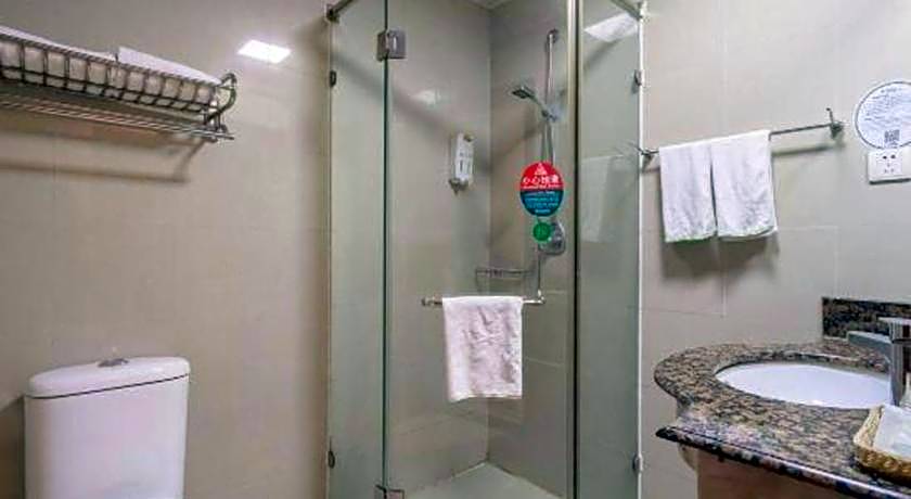 GreenTree Inn JiangSu WuXi BinHu TaiHu Pearl Development Mansion Business Hotel