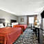 SureStay Plus Hotel by Best Western Lubbock Medical Center