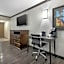 Best Western Plus Port O'Call Hotel