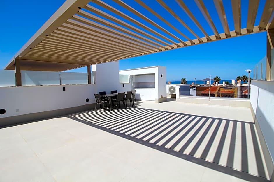 Three Bedroom Seaside Penthouse In Mar De Cristal