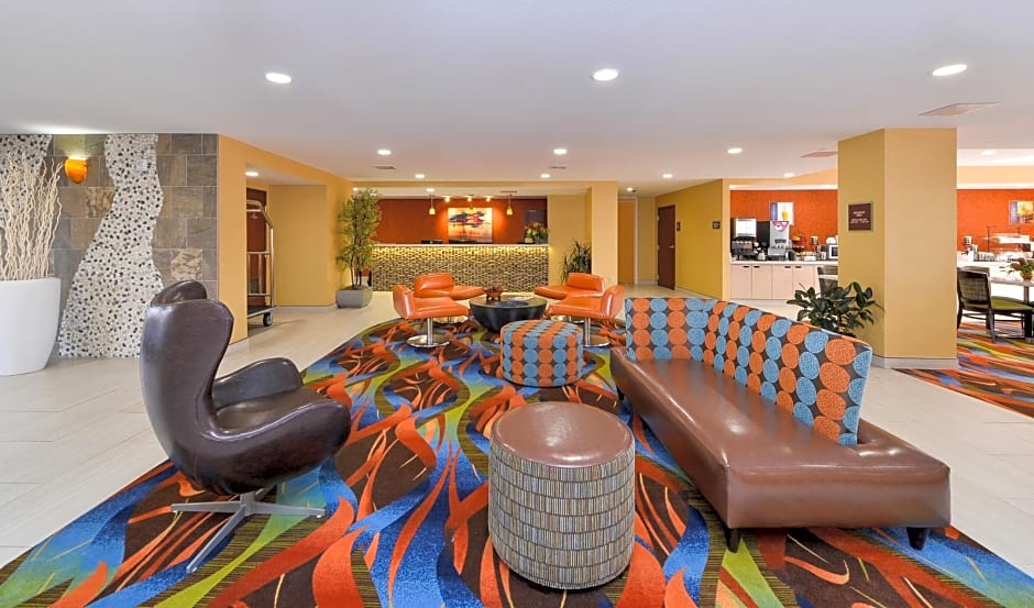 Best Western Plus Fresno Airport Hotel