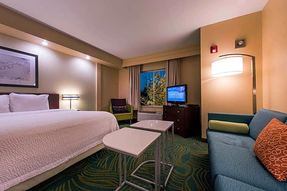SpringHill Suites by Marriott Devens Common Center