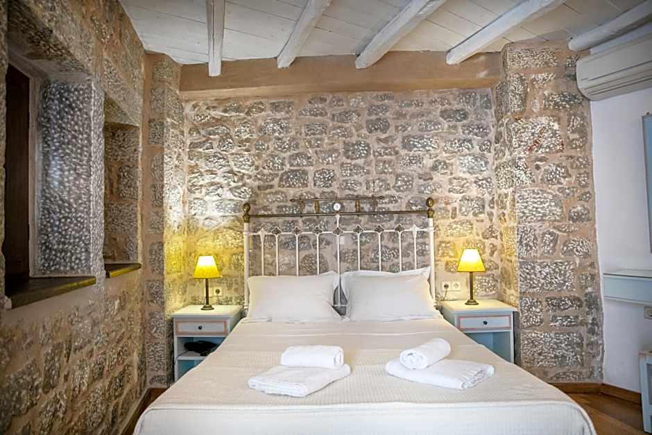 Trapela Areopolis, Boutique Hotel