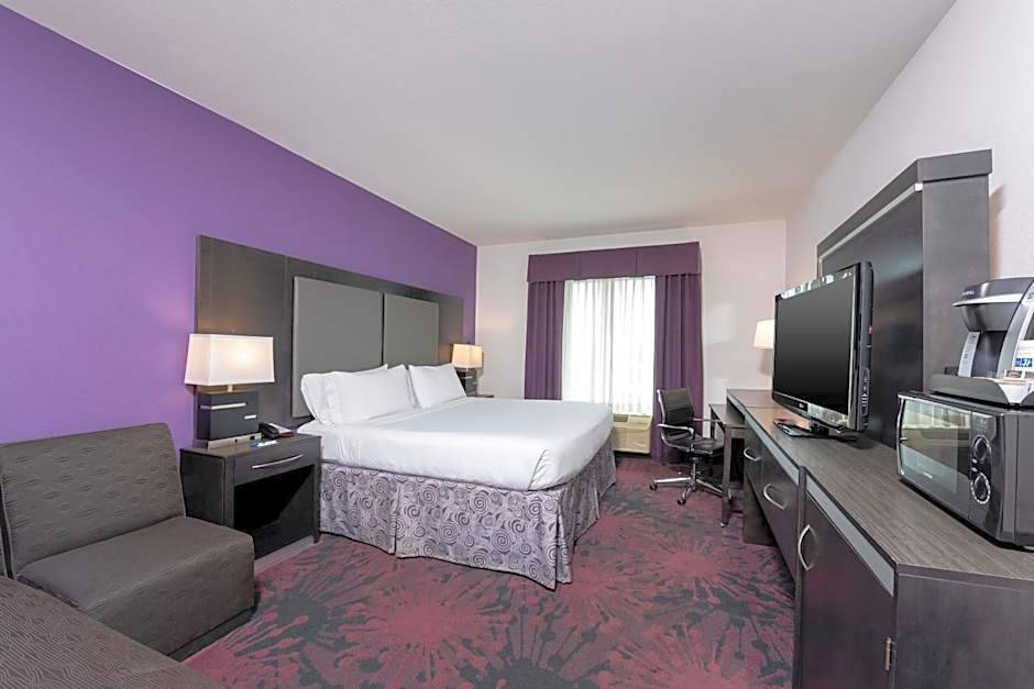 Holiday Inn Express & Suites Columbus - Polaris Parkway / COLUMBUS By IHG