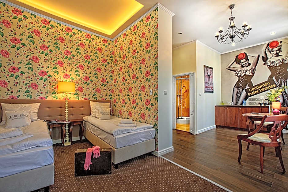 Stare Kino Cinema Residence