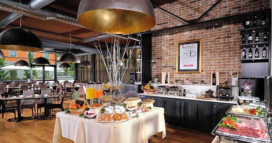 Best Western Falck Village Hotel