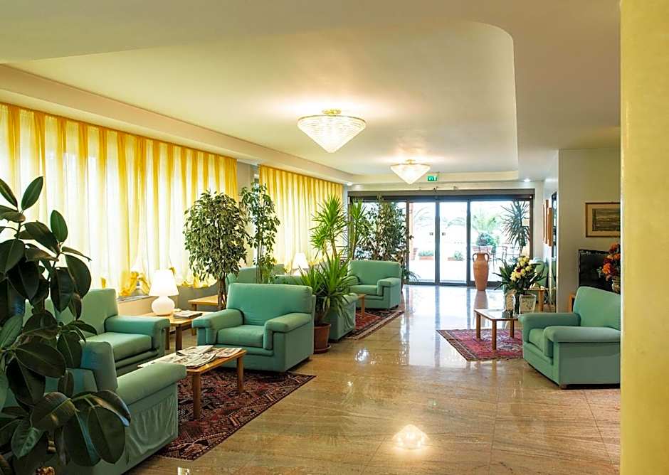 Hotel Torresi