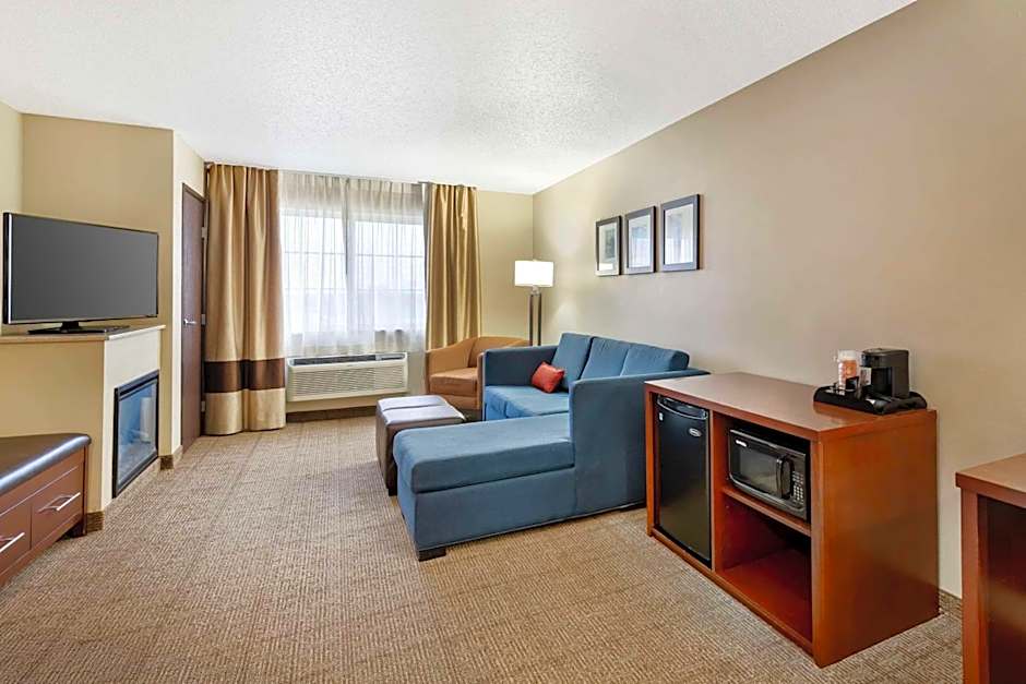 Comfort Suites Cedar Falls