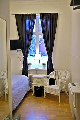 Single Room with Private Bathroom
