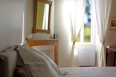 Double-Standard-SDB privée-Vue sur Montagne-Chambre n°5 Figue