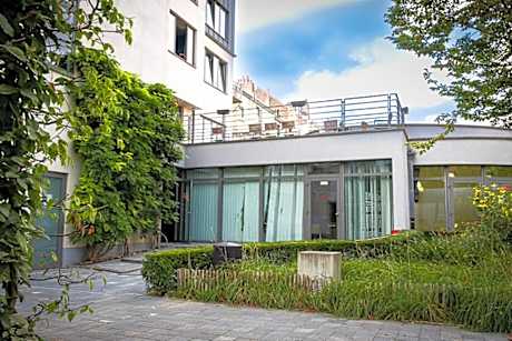 Triple Room with Garden View