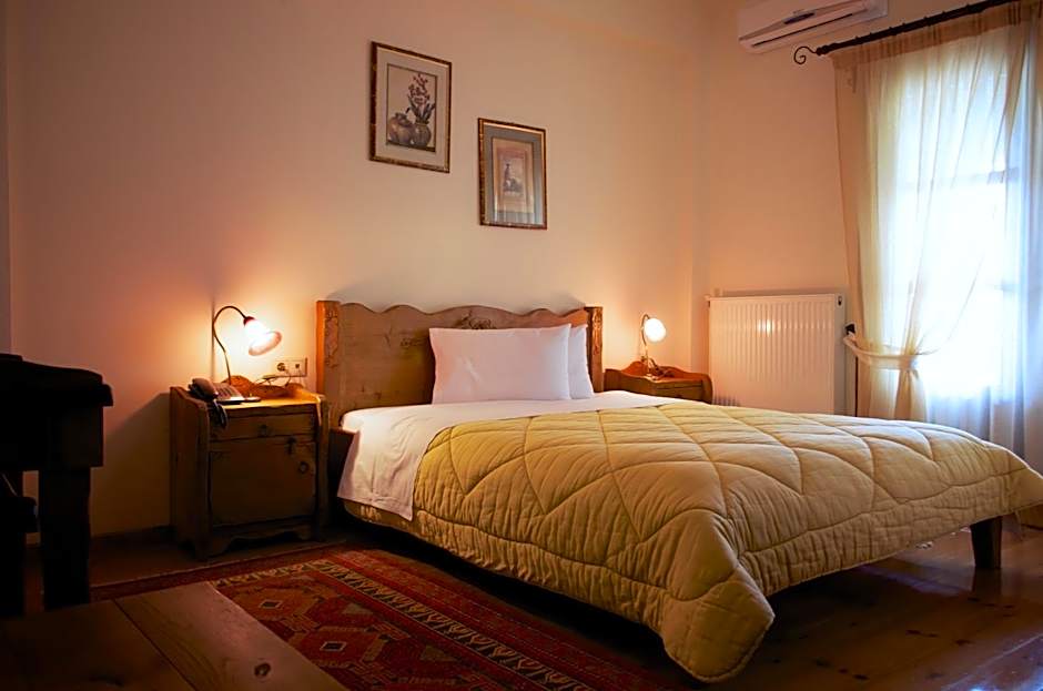 Petrini Gonia