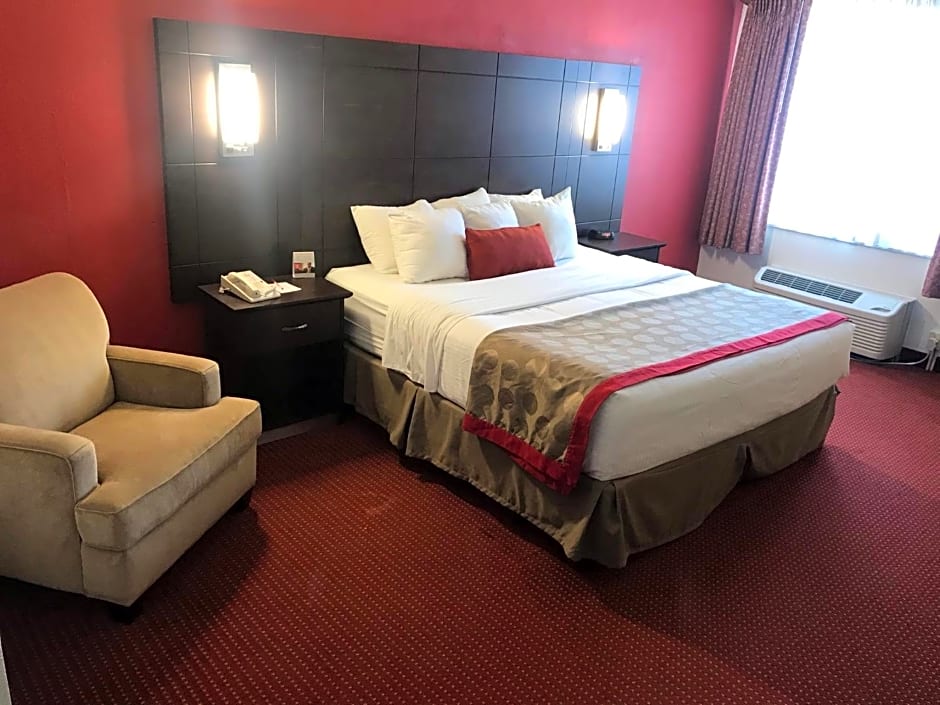 Ramada by Wyndham Ligonier