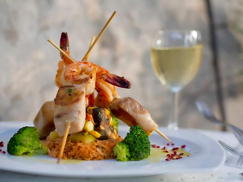 Paradise Village Beach Resort