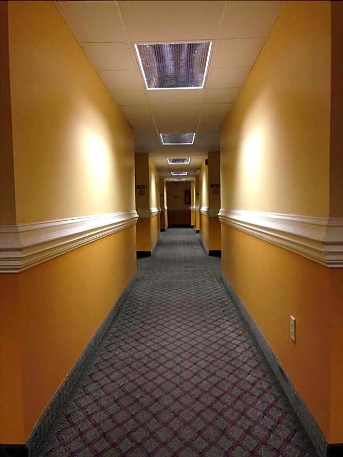 Mountain inn & suites - Dunlap TN
