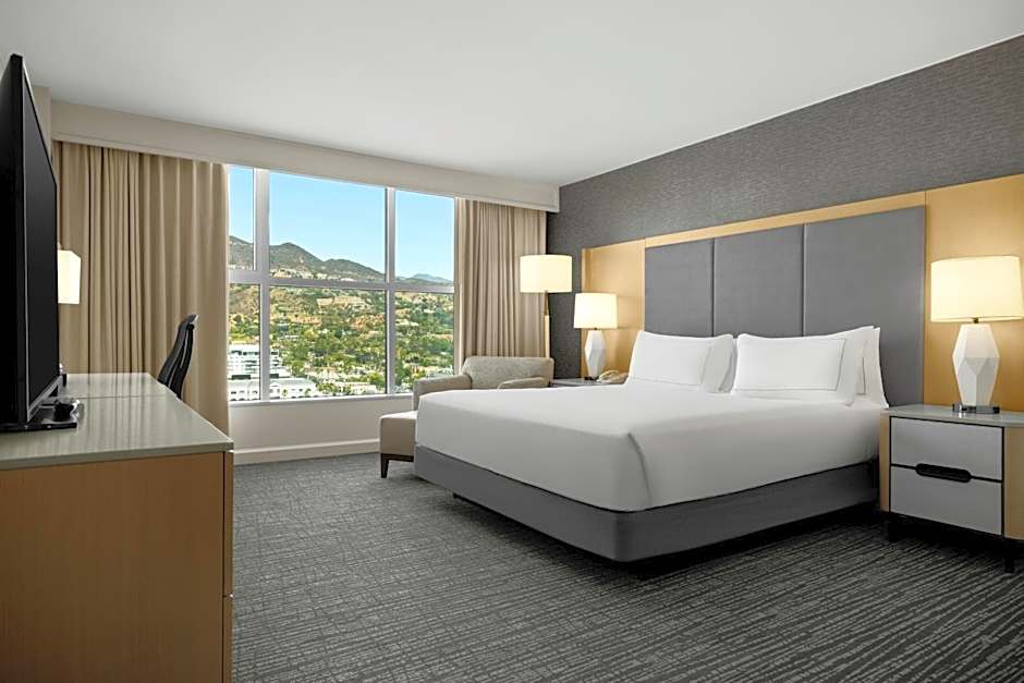 Hilton Los Angeles North/Glendale & Executive Meeting Center