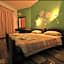 Zeus Hotel