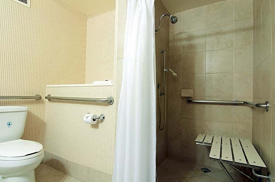 Anaheim Majestic Garden Hotel