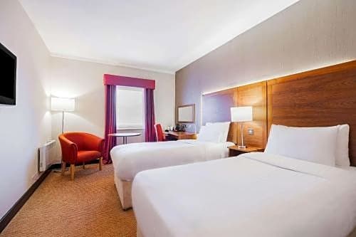 Clarion Cedar Court Wakefield Hotel