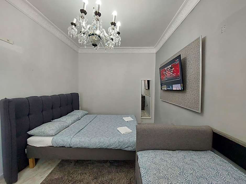 N1 Casa de Madrid - greenpeace line