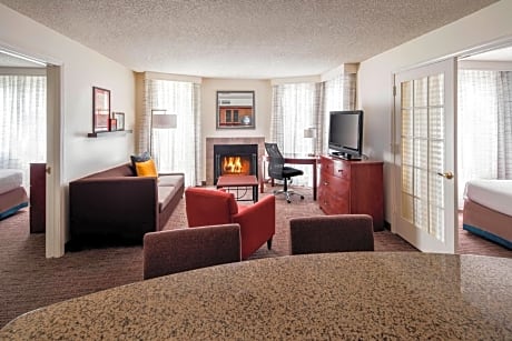 Two-Bedroom Suite - Hearing Accessible