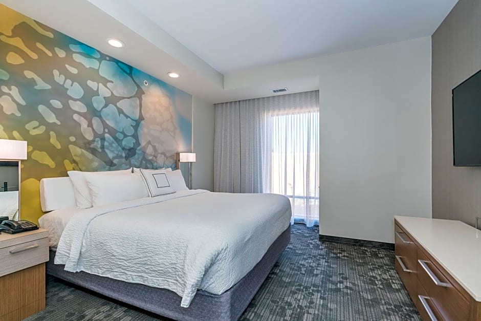 Courtyard by Marriott West Springfield