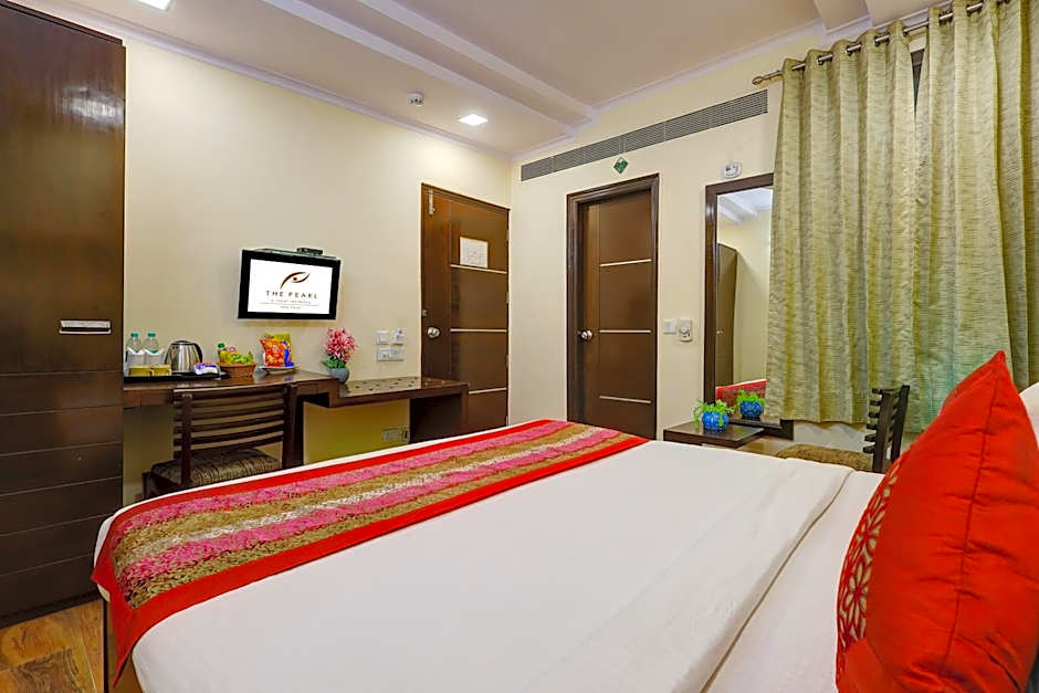 The Pearl - A Royal Residency