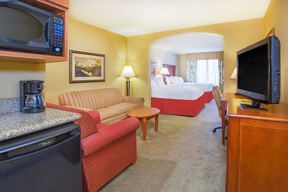 Holiday Inn Express & Suites Bloomington By IHG