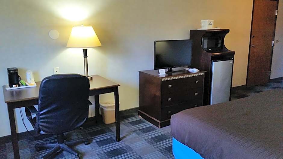 Days Inn & Suites by Wyndham Vancouver