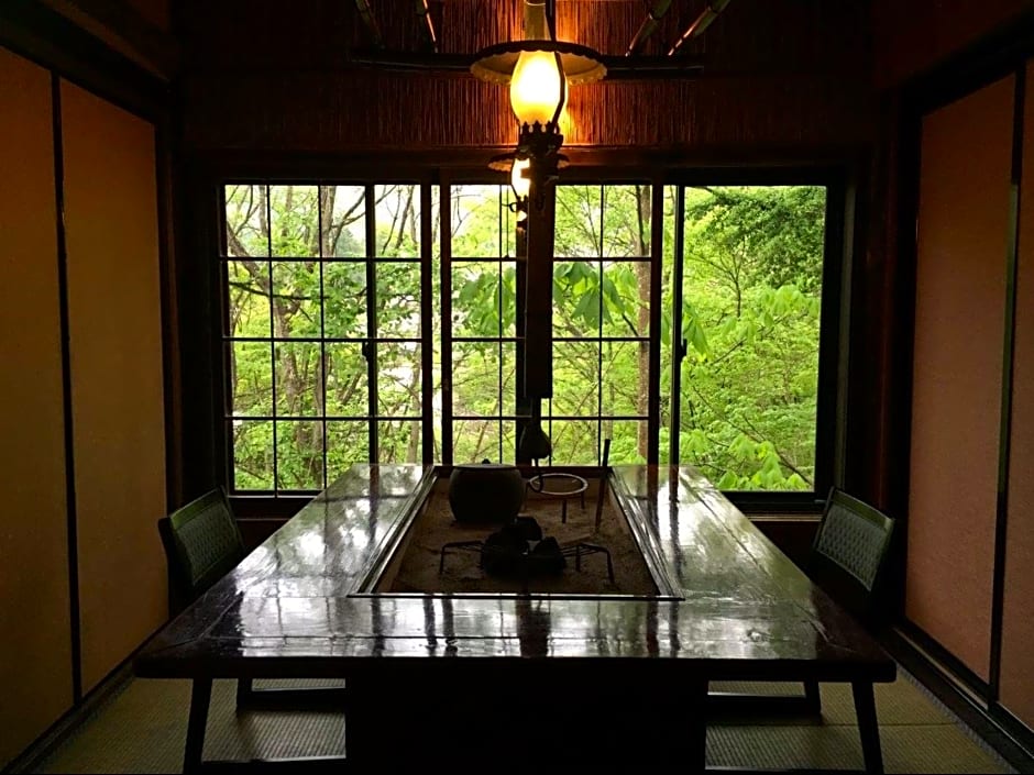 Honke Bankyu Hot Spring Ryokan