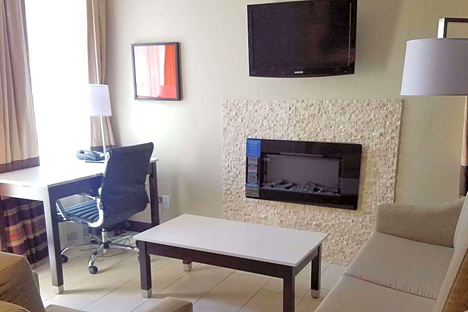 Hawthorn Suites by Wyndham