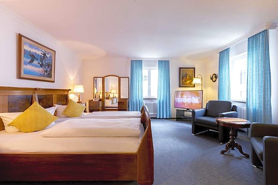 Hotel Adler - Weil am Rhein
