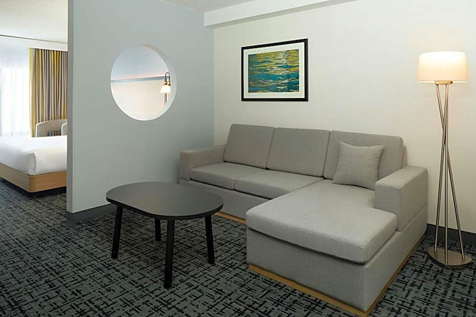 Fairfield Inn & Suites by Marriott Montreal Airport