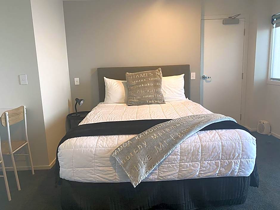 Lakefront Lodge Taupo