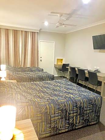 Executive Family Room