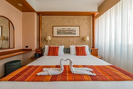 Crystal Hotel Varese