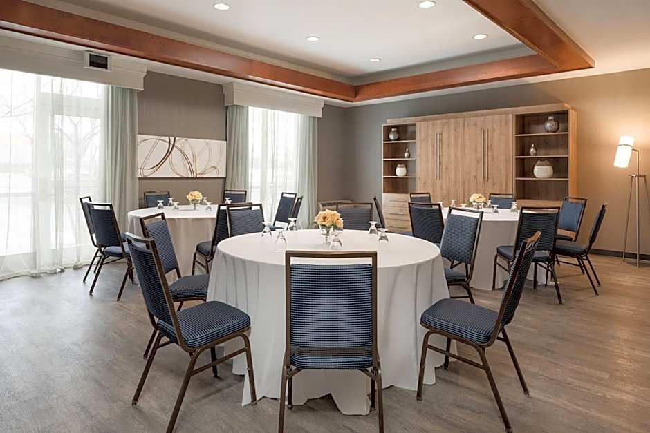 Courtyard by Marriott Toronto Vaughan