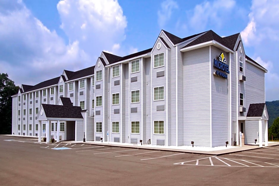 Microtel Inn & Suites By Wyndham Gassaway/Sutton