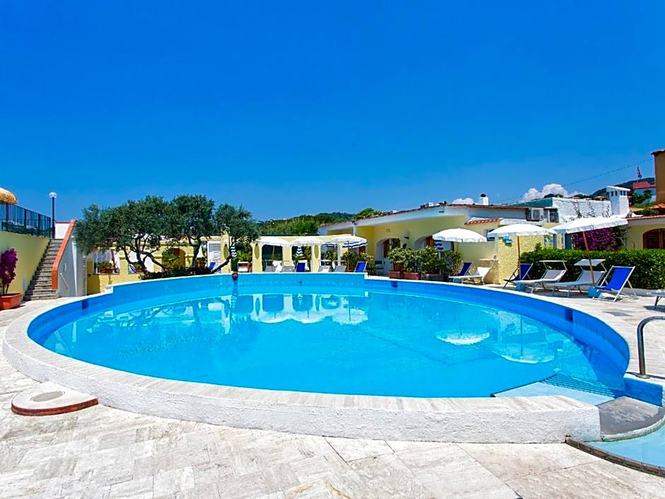 Hotel La Scogliera