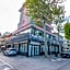HOTEL JOHN
