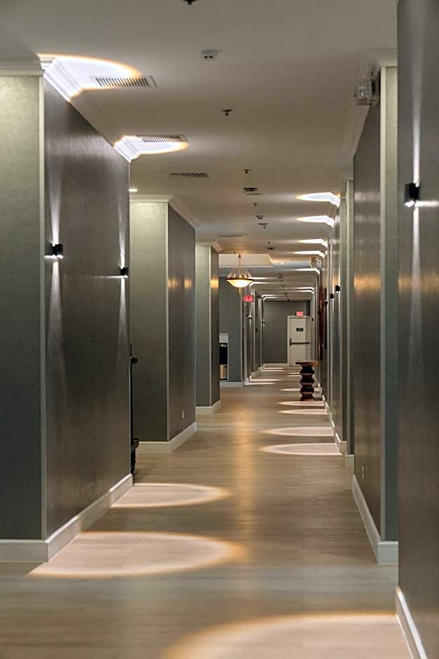 Waymore Hotel Spa & Casino