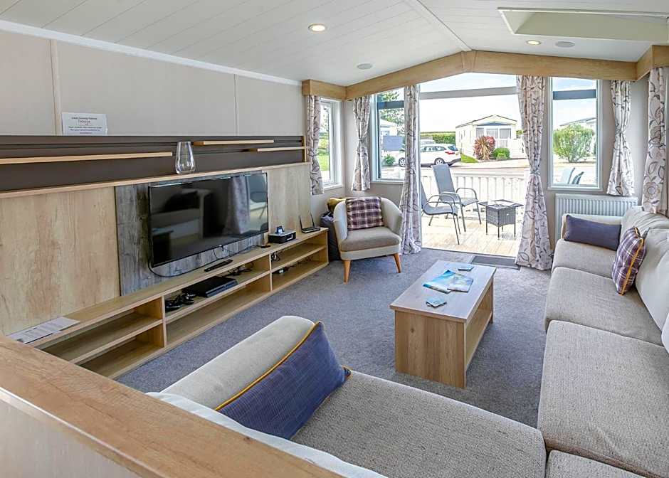 Looe Coastal Retreat