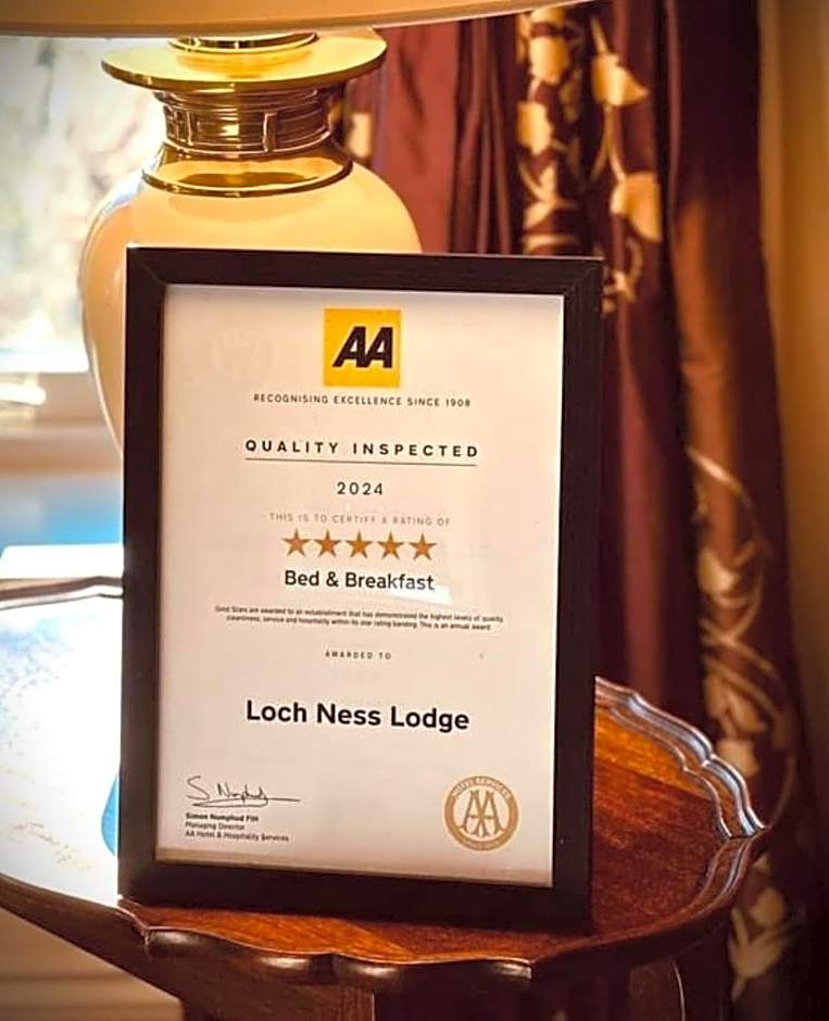 Loch Ness Lodge