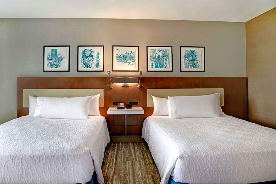 Hilton Garden Inn Kansas City/Kansas
