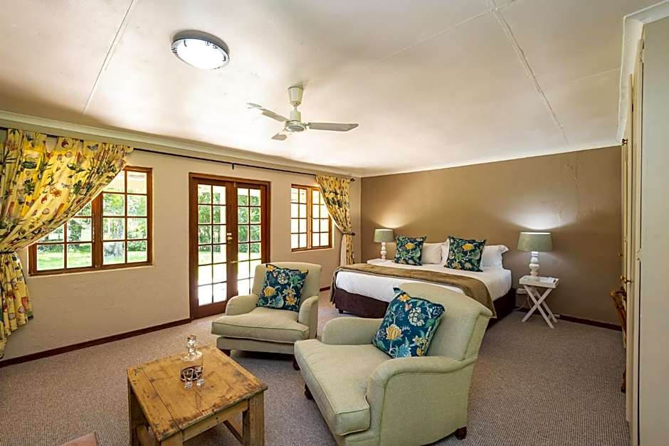 Halliwell Country Inn