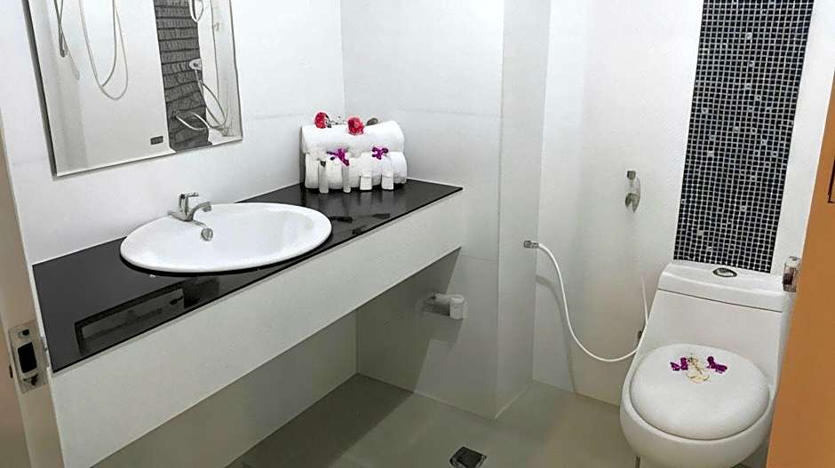 Merlin Grand Hotel