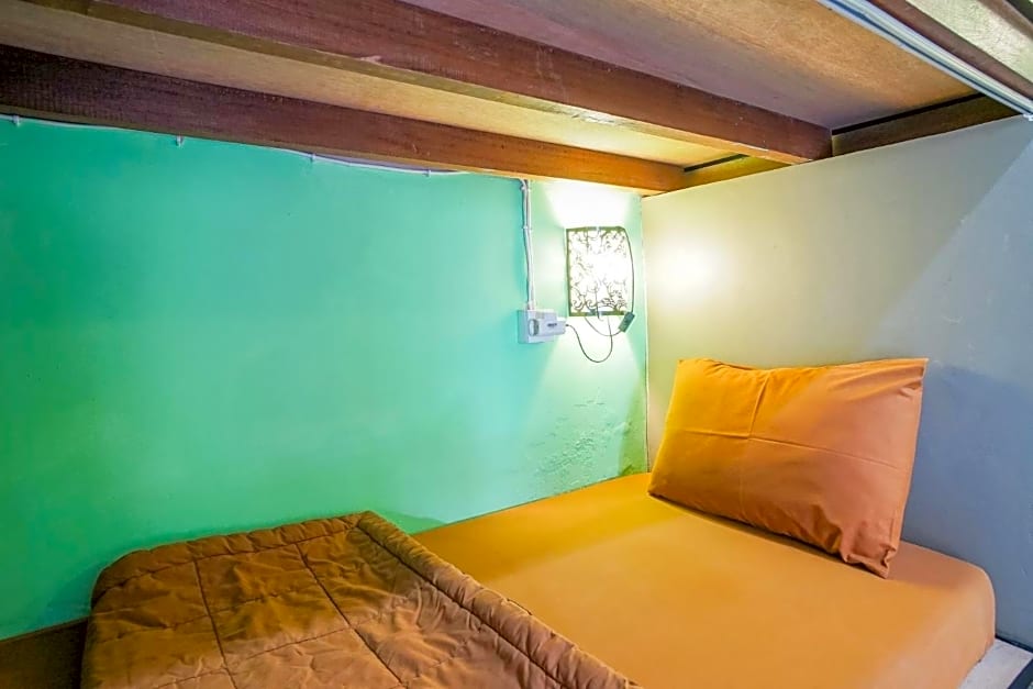 Padi-Padi Hostel & Bar