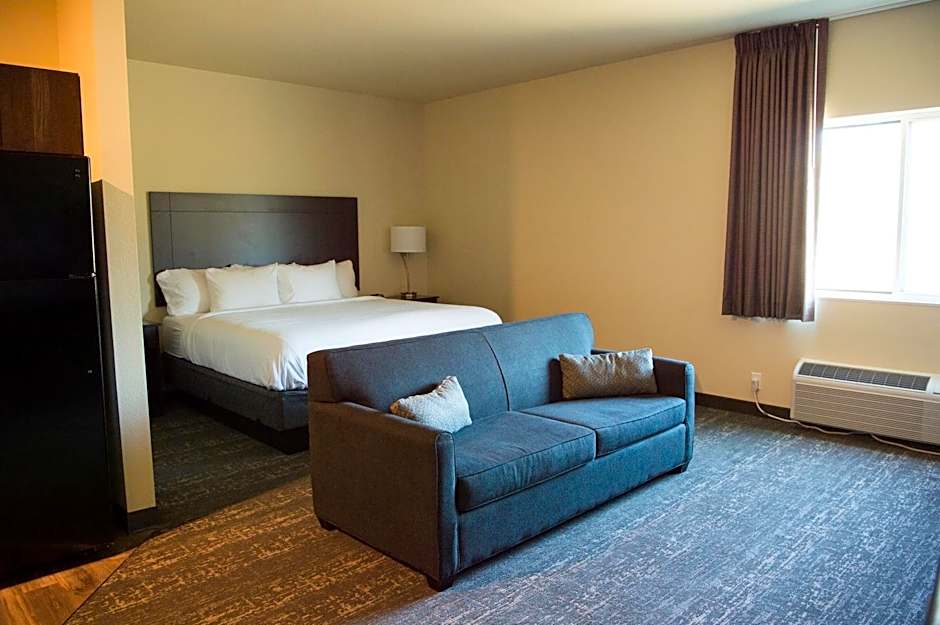 Photo 1 of 25 of Deluxe Studio 1 King Bed