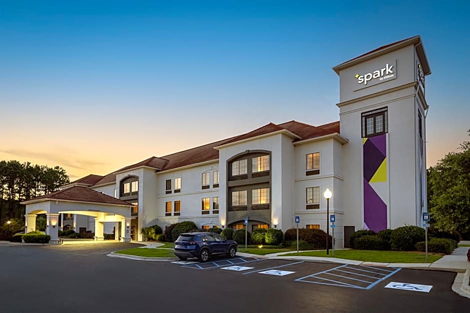 Spark by Hilton Savannah Airport